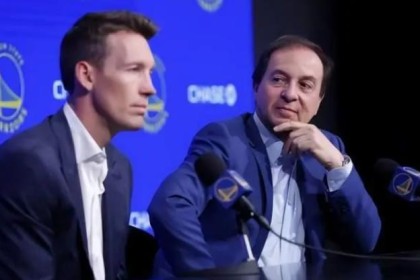 bob半岛体育-【观察】4亿美金变勇士紧箍咒！引援更谨慎难补漏