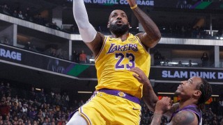 bob半岛体育官网-112-124！东契奇42+7+8难救主，詹姆斯22分，湖人不敌国王遭3连败