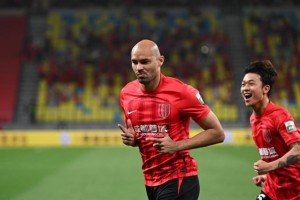 费利佩戴帽蓉城5连胜 徐正源：这是相互信任的结果