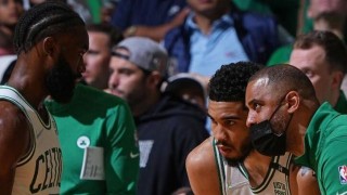 bob半岛体育平台-绿军双探花无惧险阻：对未来充满信心